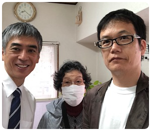 股関節の痛みで来院された鳥栖市の方との写真